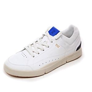 ON CLOUD THE ROGER sneakers - white - women’s size 9